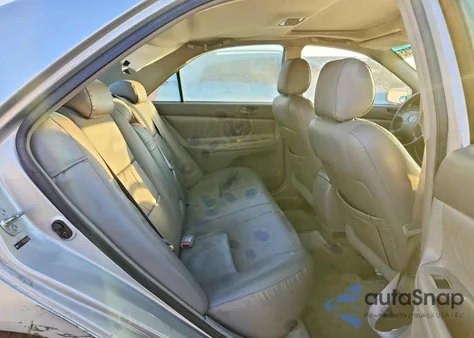 2004 Toyota Camry Le from USA, damaged, VIN 4T1BE32K64U313641